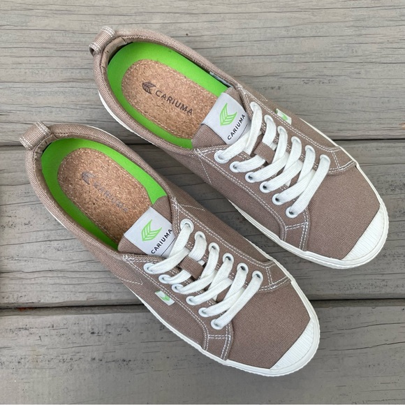 Cariuma OCA Low Washed Burn Sand Nude and Contrast Thread Canvas shoes size 10 - Picture 2 of 13